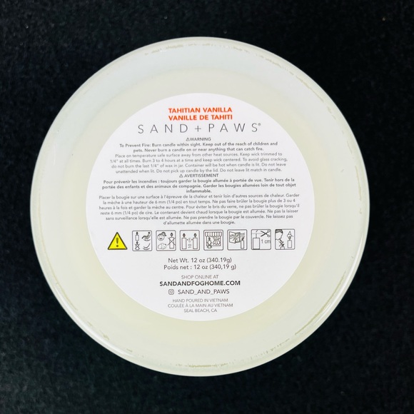 NWT Sand + Paws Tahitian Vanilla Candle 2 Wick 12oz White Jar Paw Print Wood Lid - Picture 6 of 8